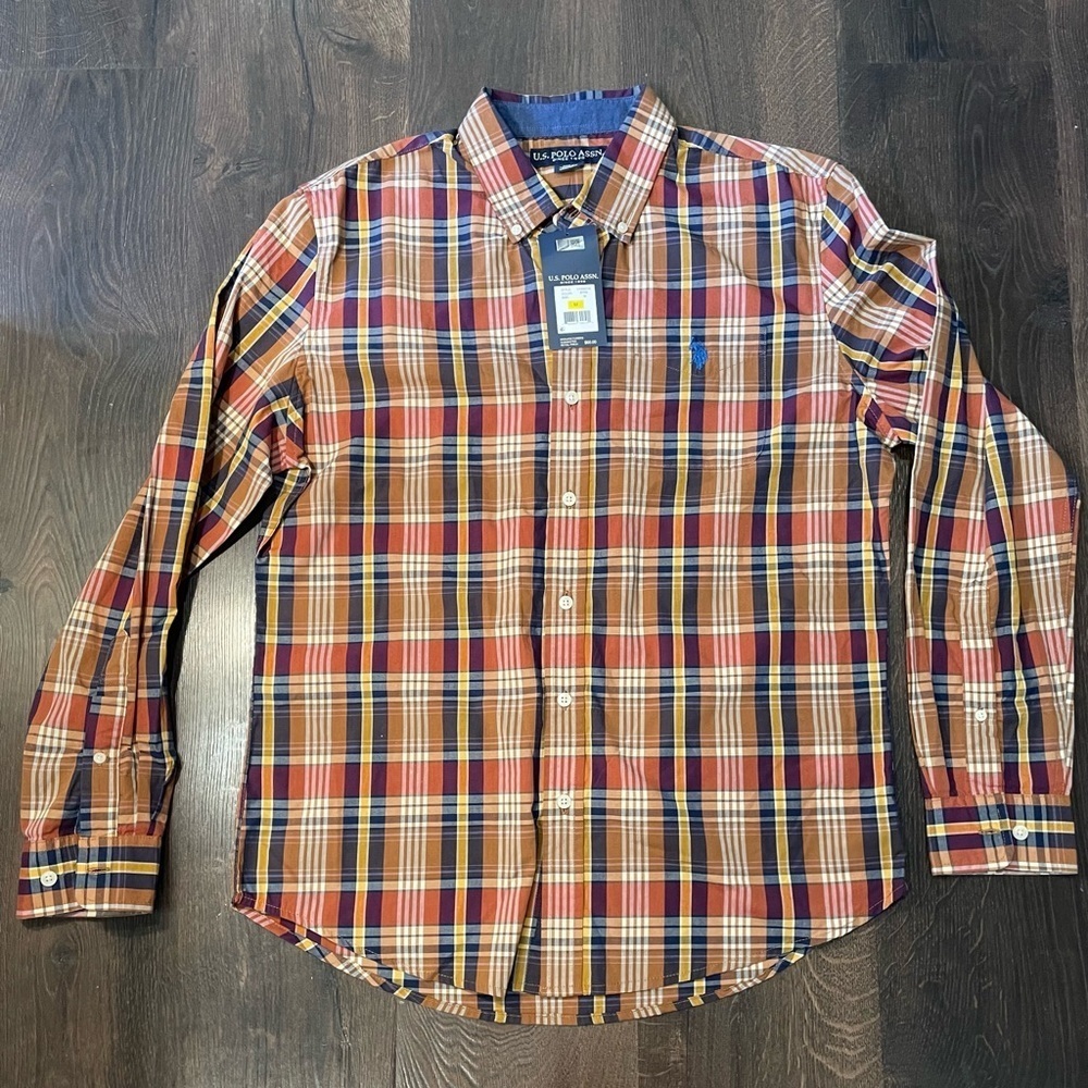U.S. Polo Assn. Men Button Down Shirt size M NWT